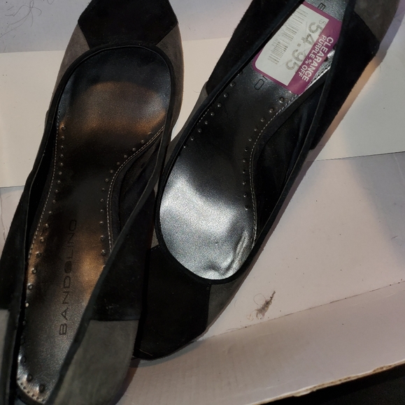 Shoes - Picture 2 of 3